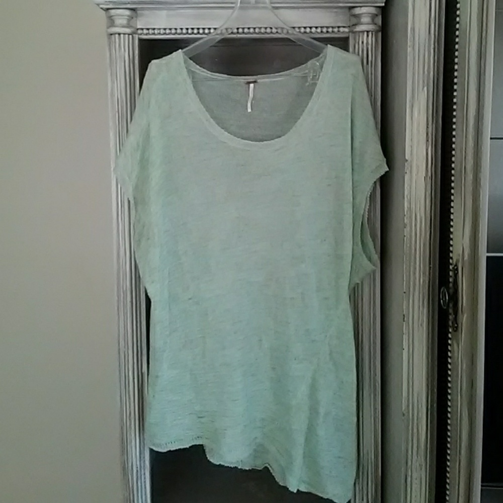 Free People Top - Picture 1 of 7